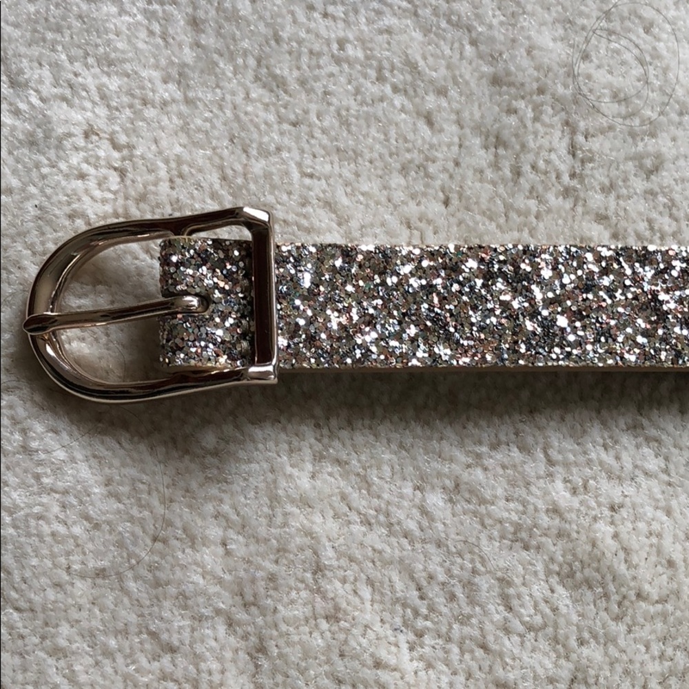 Express glitter belt